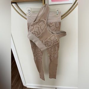 Nuetral snakeskin workout set